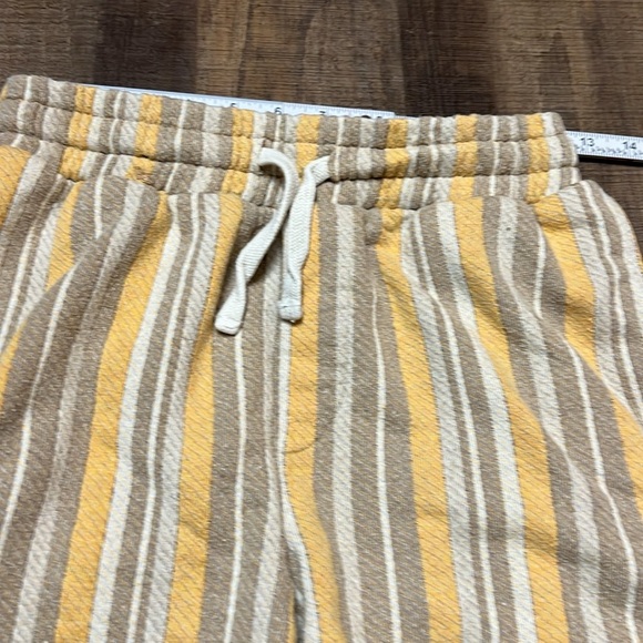 Zara Women’s Shorts Small pockets drawstring yellow gray stripe pull on elastic - Picture 3 of 9